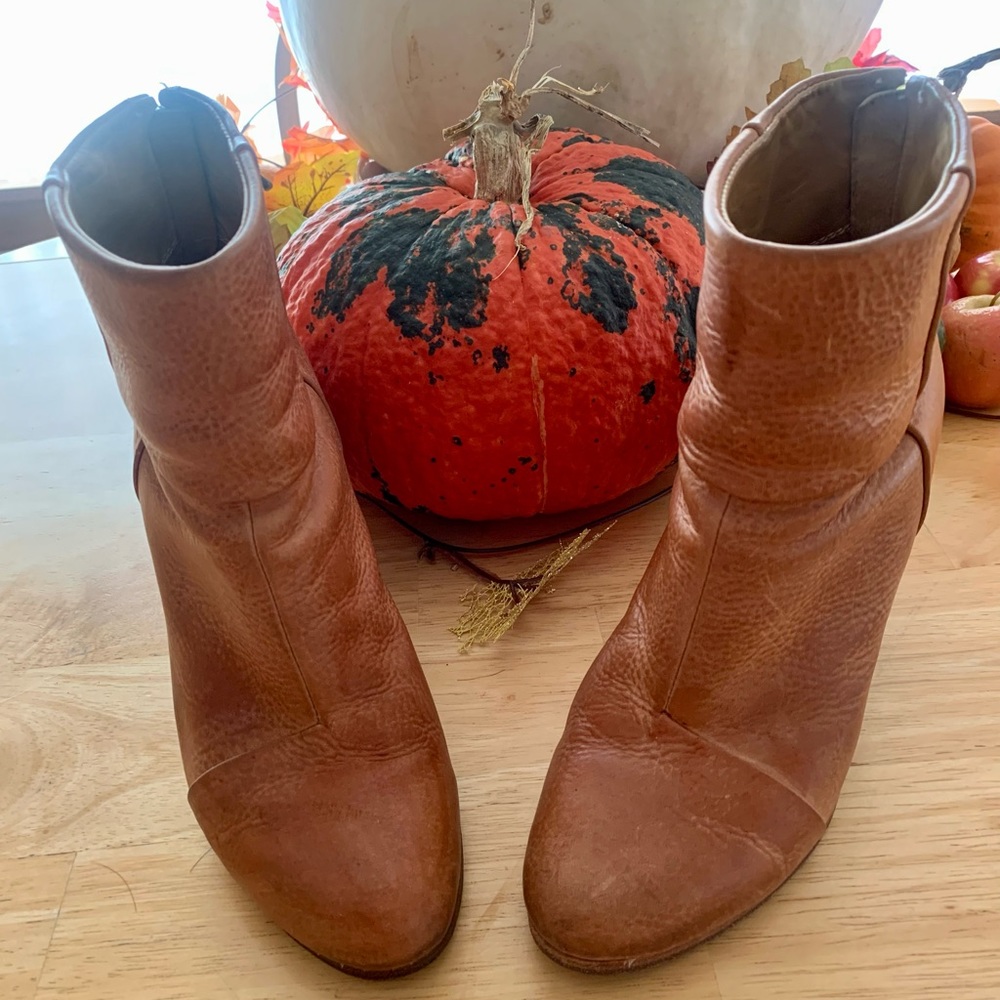 Rag and Bone Classic Newbury Brown Bootie